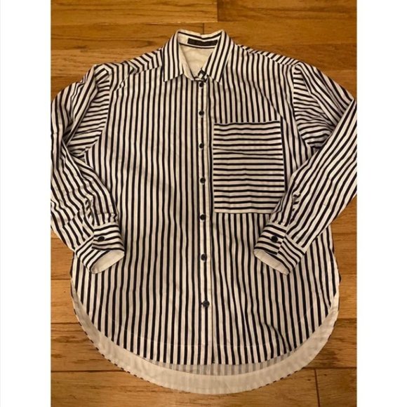 Tops - women's black/white striped long sleeve